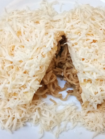 Resep Mi goreng balut telur dan keju Rumahan