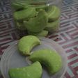 Kue bangkit pandan