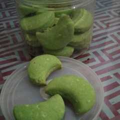 Kue bangkit pandan রেসিপির প্রধান ছবি