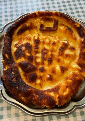 Une photo de Gâteau fondant à l’ananas, citron vert et vanille