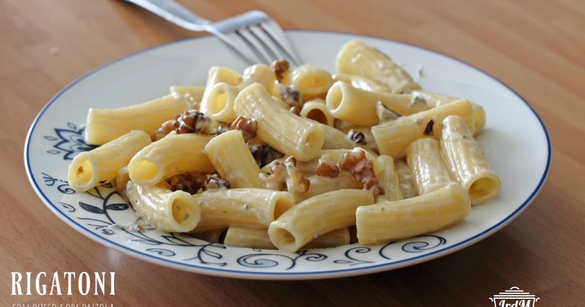 Rigatoni con nueces y queso Receta de Las recetas de Masero Cookpad