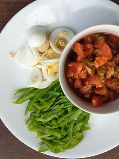 My涼拌菜-番茄芹菜 的食譜成品照片