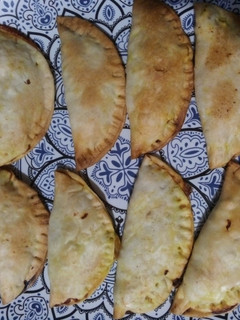 Una foto de Empanadillas de atún al horno🥠