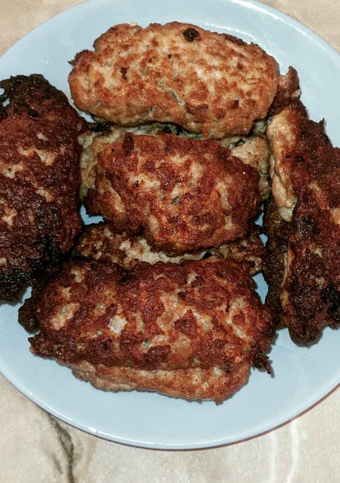 М'ясні ковбаски