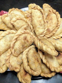 Una foto de Tapitas de Empanadas caseras 😎😋👌