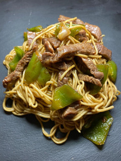 Una foto de Noodles con Ternera y salsa de Ostra