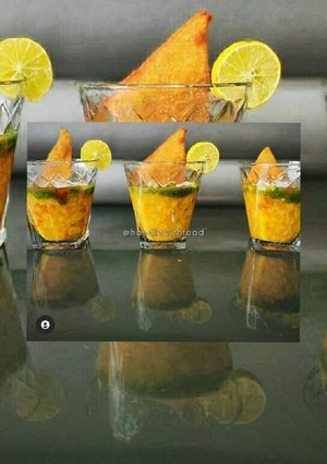 A picture of Dal pakwan shots.