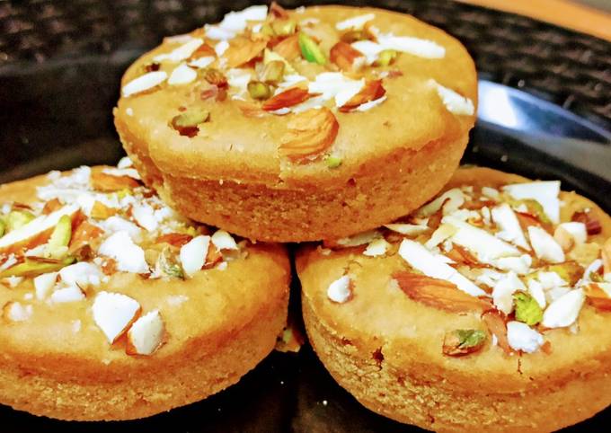 घर में बचे हुए बिस्कुट से बना हुआ केक(ghar me bache hue biscuit se bna hua cake recipe in hindi)