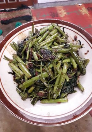 Foto resep Oseng kangkung pedas