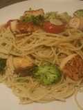 Pasta con salmón y brócoli