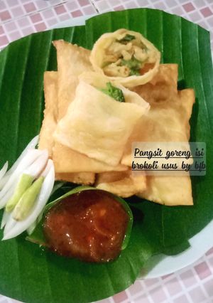 Foto resep Pangsit Goreng isi Brokoli usus