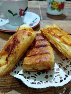 Foto resep Cheese-Spaghetti Sauce Pastry