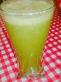 Licuado detox con pelón, banana y acelga!! 😉