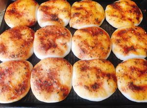 Una foto de Pizzetas con harina Pureza con levadura