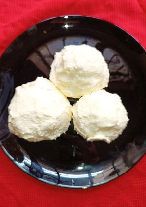 A picture of White Butter/Makhan Mishri.