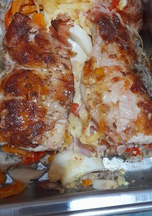Una foto de Pollo deshuesado relleno ⭐🌟✨💫