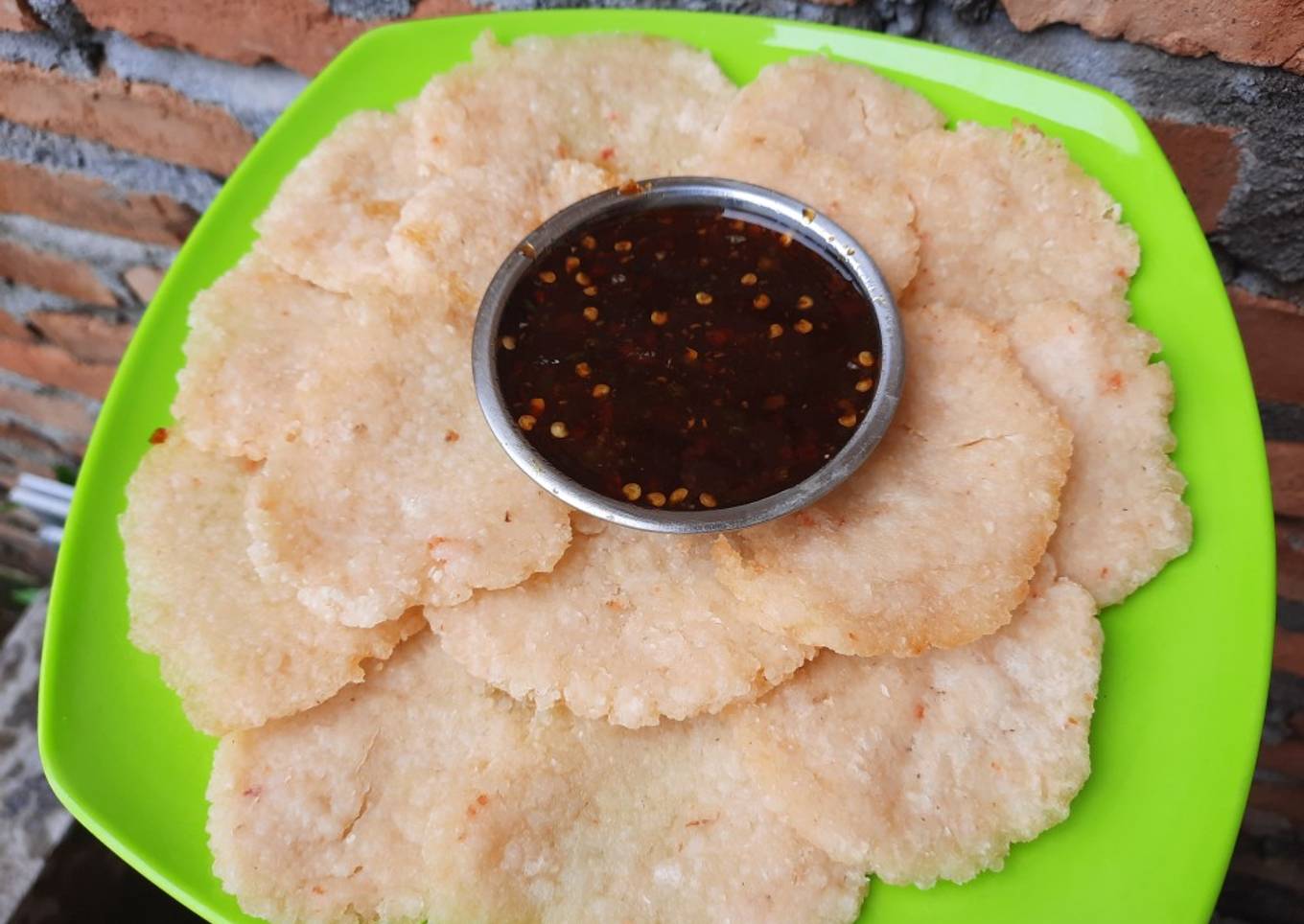 Cireng nasi bumbu rujak