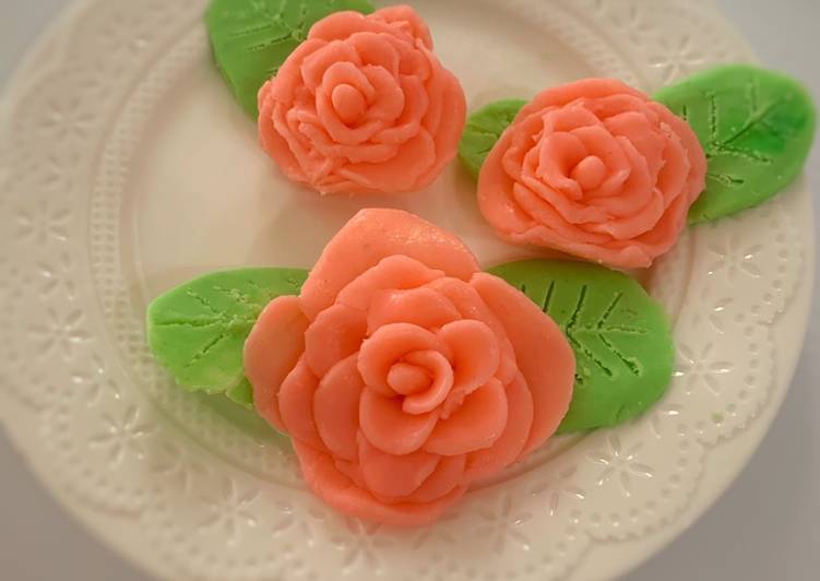 Plastic chocolate roses (hiasan cake)