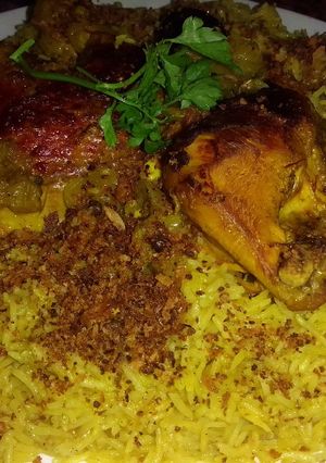 A picture of Chicken Kabsa Dish.