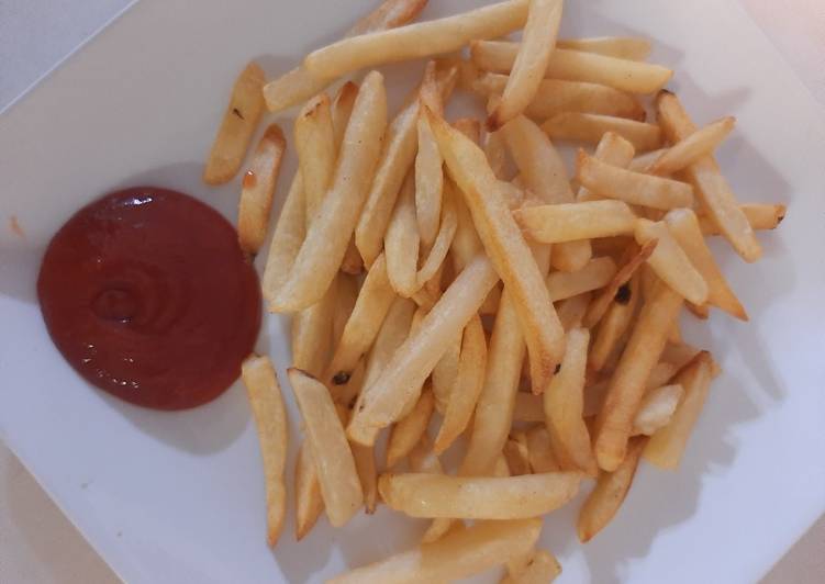 Step-by-Step Guide to Prepare Perfect Air fryer fried French fries like Macdonald&#39;s.