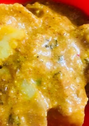 A picture of Dum aloo.