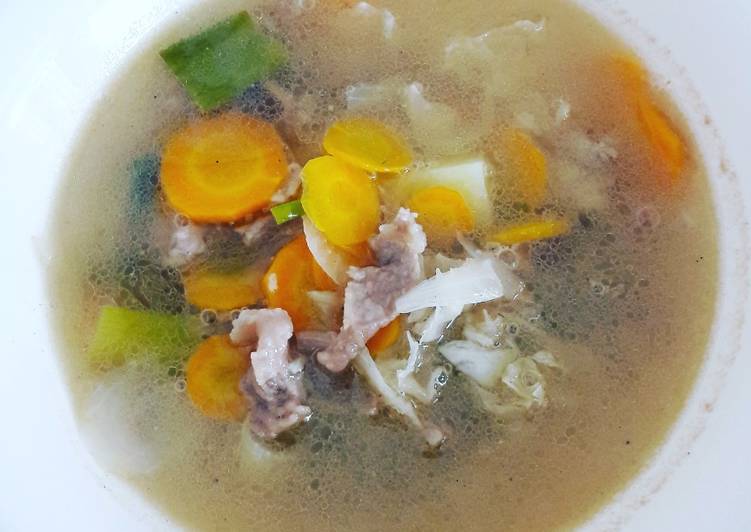 Sup Daging Jamur Putih