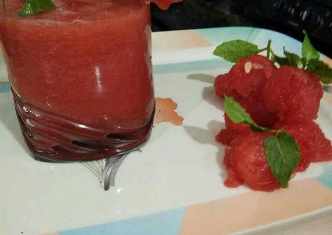 Simple Way to Make Favorite Beat the Heat with the smoothie