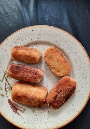 Una foto de Croquetas de pollo y verduras