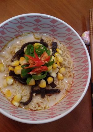 Foto resep Hakata Style Ramen (dengan mie instan)