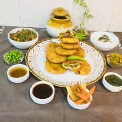 Aloo Mutter Kachoris A picture of Aloo Mutter Kachoris.