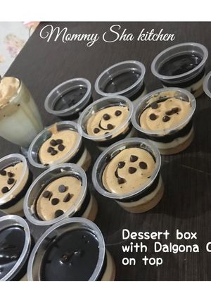 Foto resep Dessert box with dalgona Cream on top