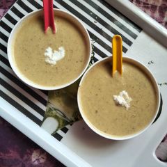 Broccoli Almond soup A picture of Broccoli Almond soup.