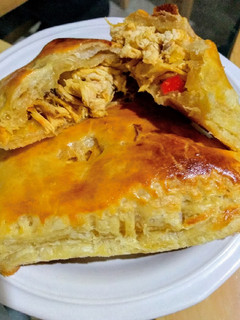 Una foto de Pasteles de Pollo Hojaldrado