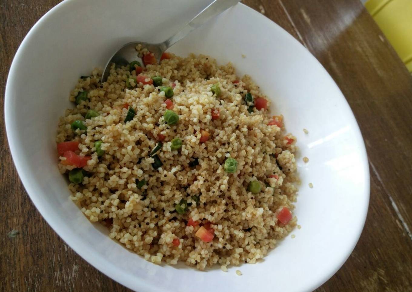 Healthy Vegetable Daliya (Broken Wheat)