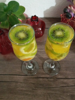 عکسی از دستور ژله میوه لیوانی