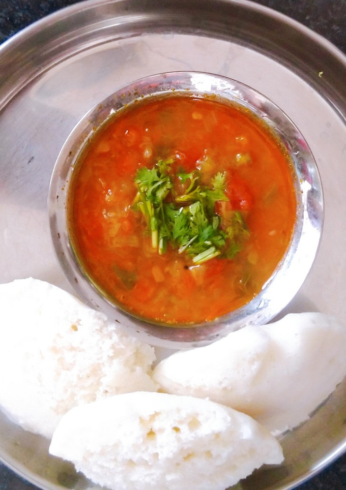 பீர்க்கங்காய் தக்காளி கடைசல் செய்முறை முக்கிய புகைப்படம்