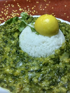 मूंग दाल पालक(Moong Dal Palak recipe In Hindi) रेसिपी मुख्य फोटो