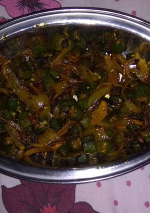 A picture of Bhindi do pyaza.
