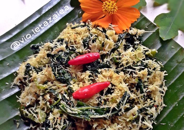 Urap Daun Pepaya ala Violet Azalea