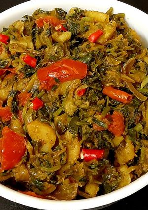 आलू मेथी की मसालेदार सब्जी(Aloo methi ki masaledar sabzi recipe in Hindi) रेसिपी मुख्य फोटो