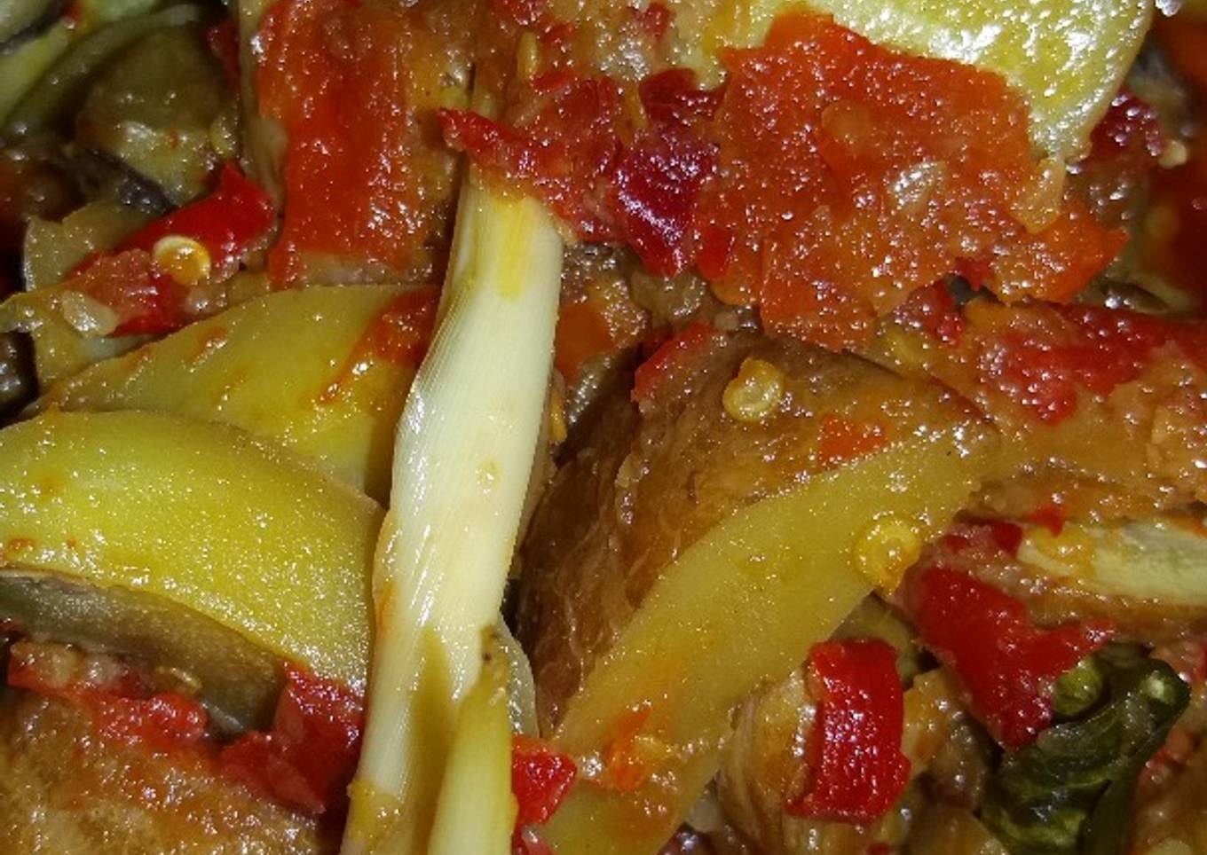 Jengkol rica pedas