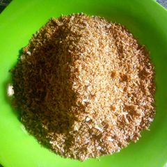 Coconut crisps A picture of Coconut crisps.