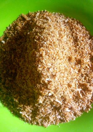 A picture of Coconut crisps.
