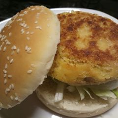A picture of Chickpea burger alla Fluffy.