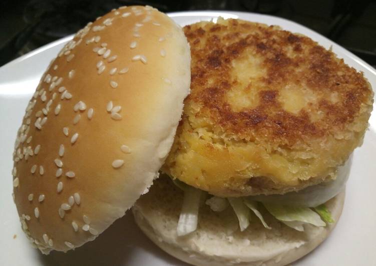 Simple Way to Prepare Homemade Chickpea burger alla Fluffy