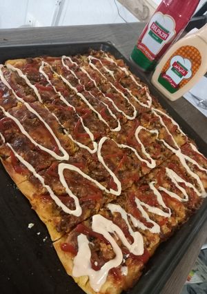 عکسی از دستور پیتزا قارچ و گوشت مخلوط😋👌