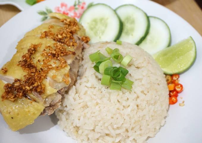 Hainanese Chicken Rice (Nasi Ayam Hainan)