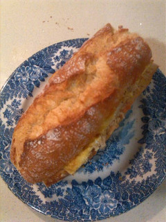 Una foto de Bocadillo de tortilla a la francesa