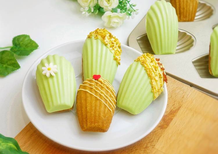 Matcha Madeleine