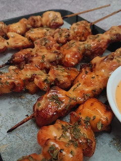 Foto resep Bang Bang Chicken Skewers
